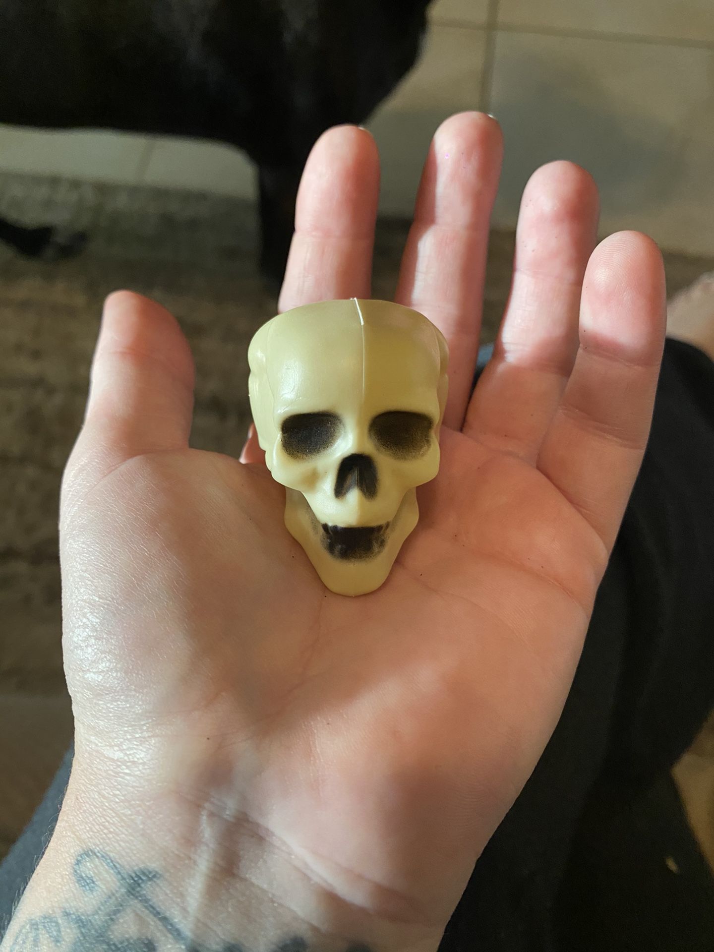 10 mini Halloween skull heads