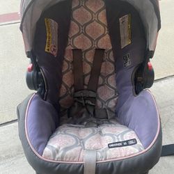 Graco Infant Car Seat