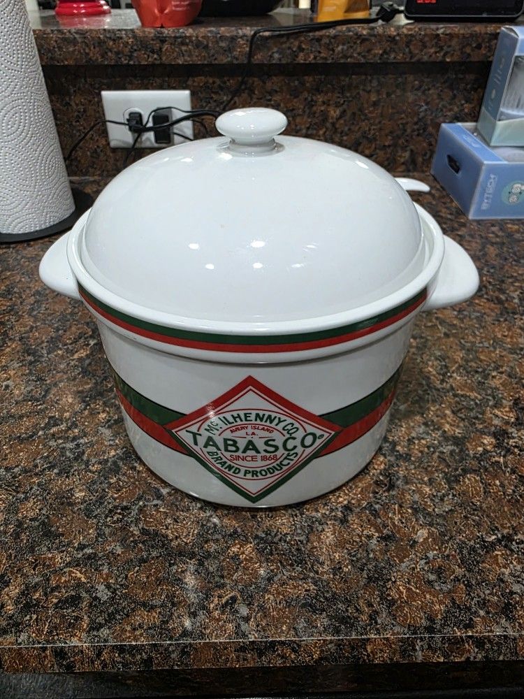 Tabasco stoneware with ladle