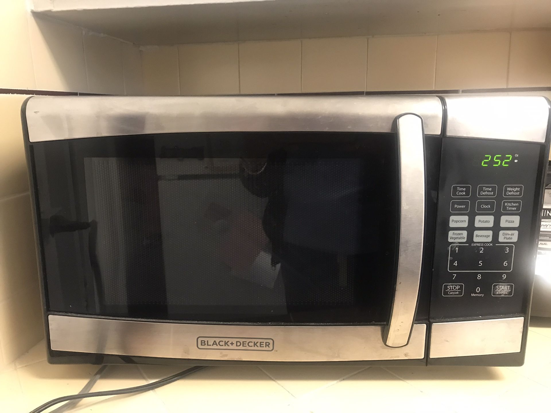 Black & Decker microwave