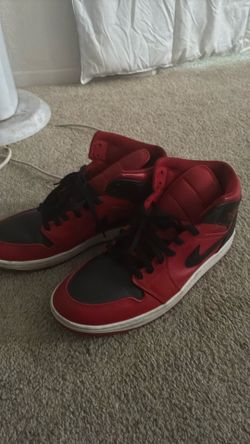 JORDAN 1s