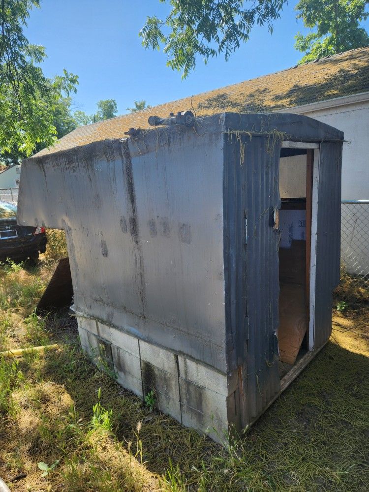 FREE - DIY Slide In CAMPER
