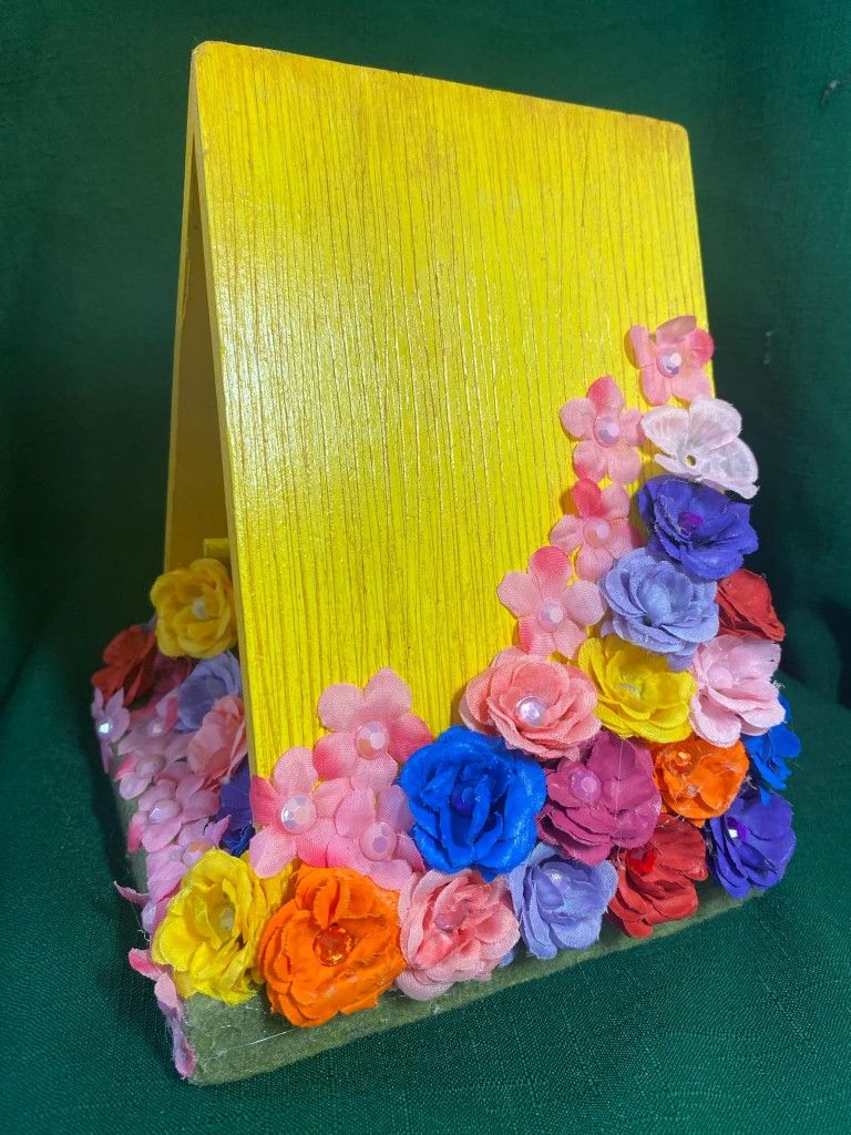 Midsommar Birdhouse