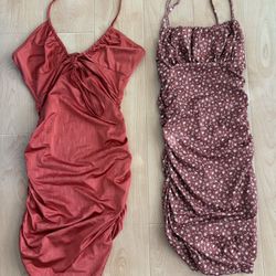 🌺 Junior’s size XS dresses, $5 each 