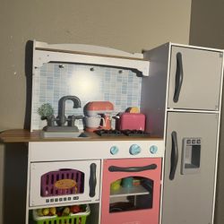 Kids Craft Kitchen 