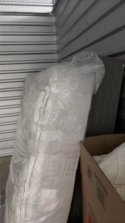 Queen Size Mattress With Box