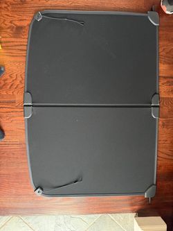 Lexus RZ trunk cover