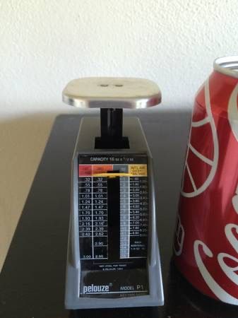 Vintage 1995 Pelouze Model P1 Weight Scale for Mailing