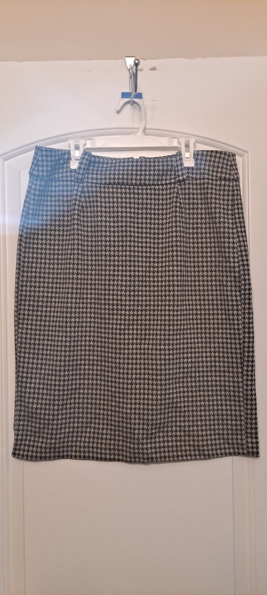 Houndsooth Skirt