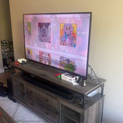 Roku TV