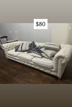 NEED TO BE GONE BEFORE SUNDAY‼️ NfM SOFA