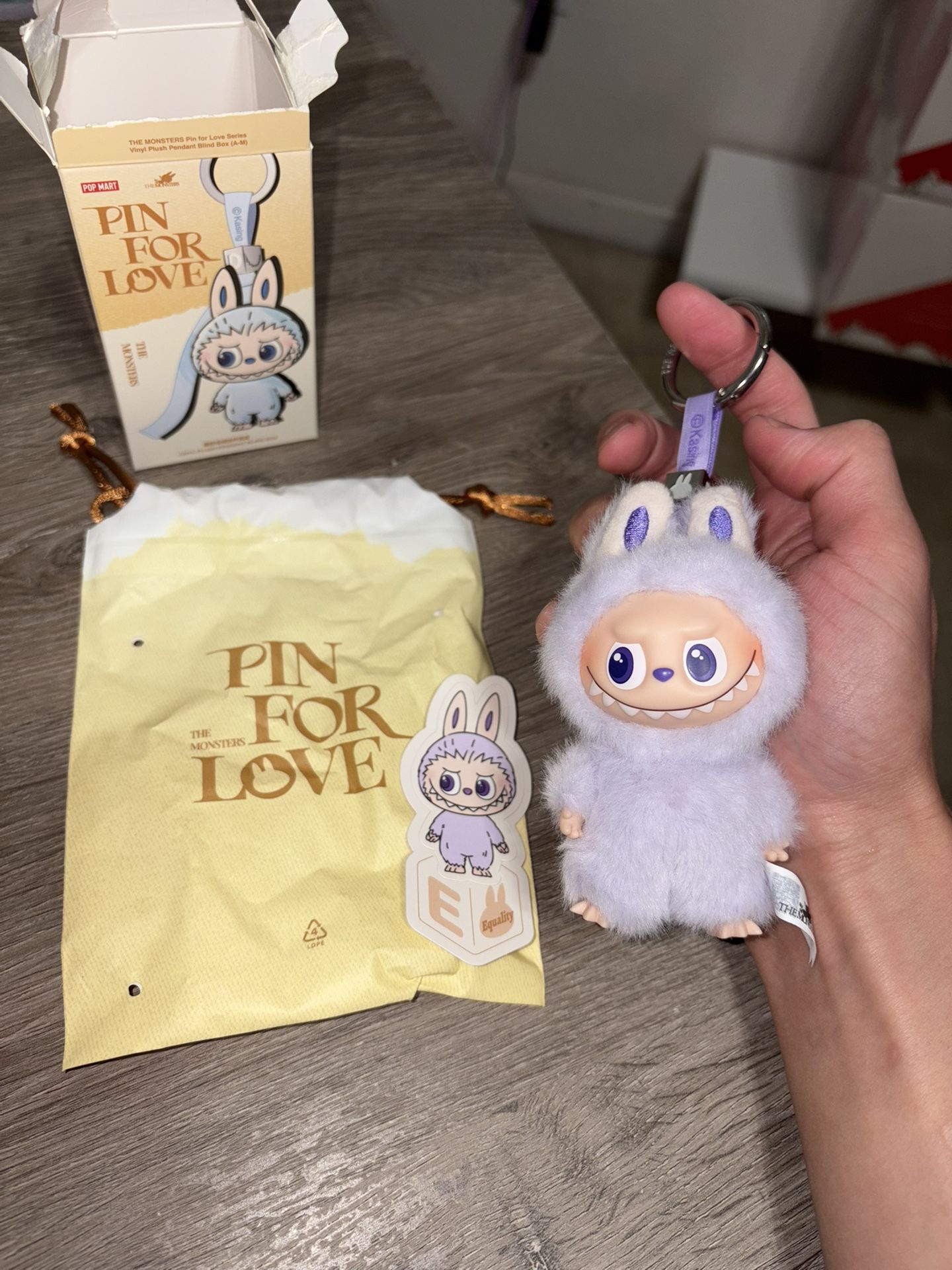 POP MART Labubu V4 The Monsters Pin For Love Alphabet Plush Pendant - Letter E