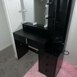 Vanity 