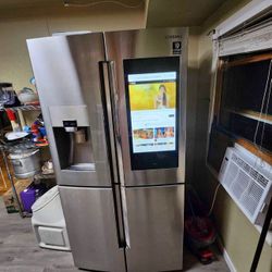 Refrigerator 