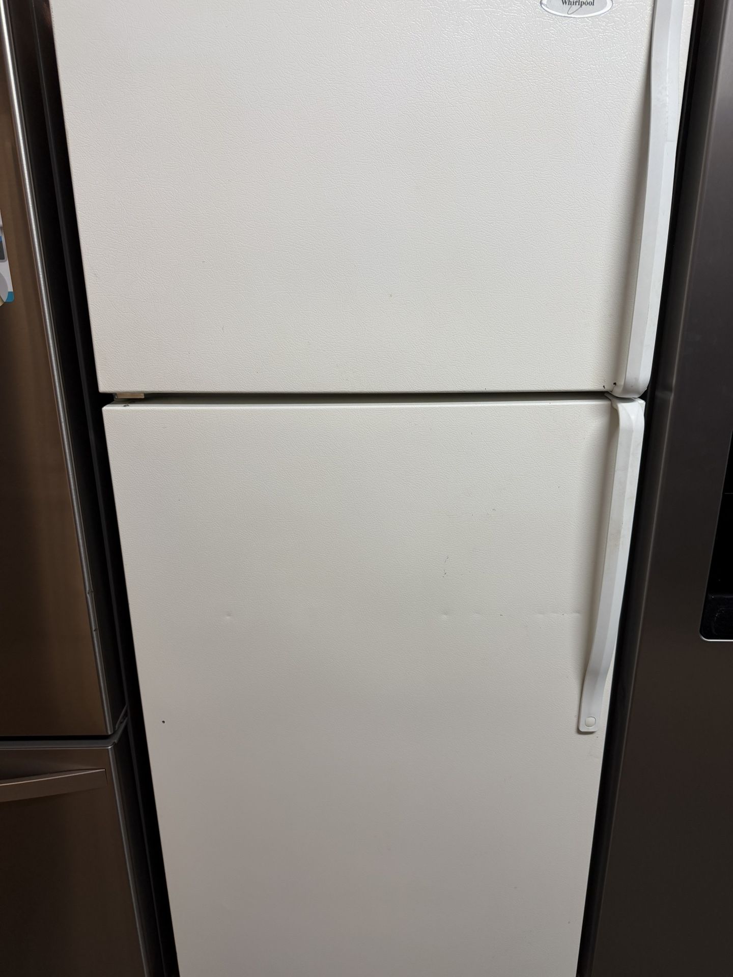 Whirlpool Refrigerator 