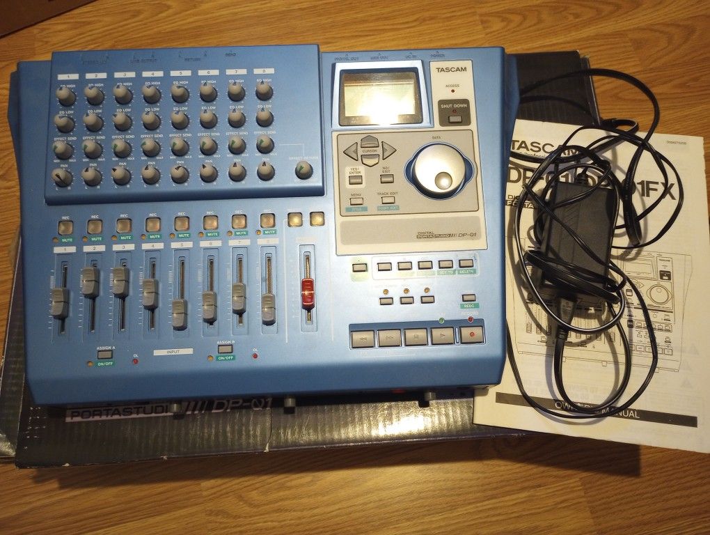 Tascam Digital Portastudio