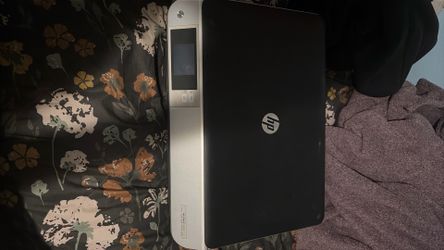 Black HP printer envy 5530