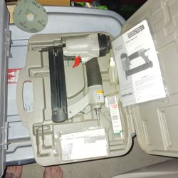 Porter Cable Pneumatic  Brad Nailer New In Box Comes With Oil And Nails