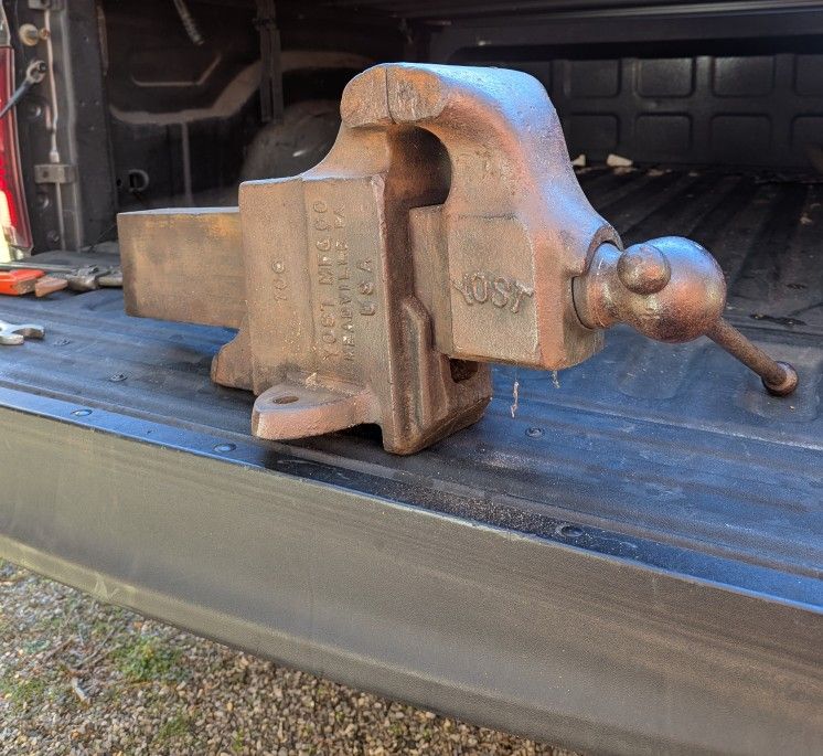 Yost Antique Vise