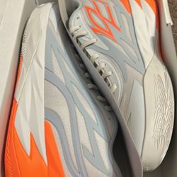 Melo Basketball Shoes