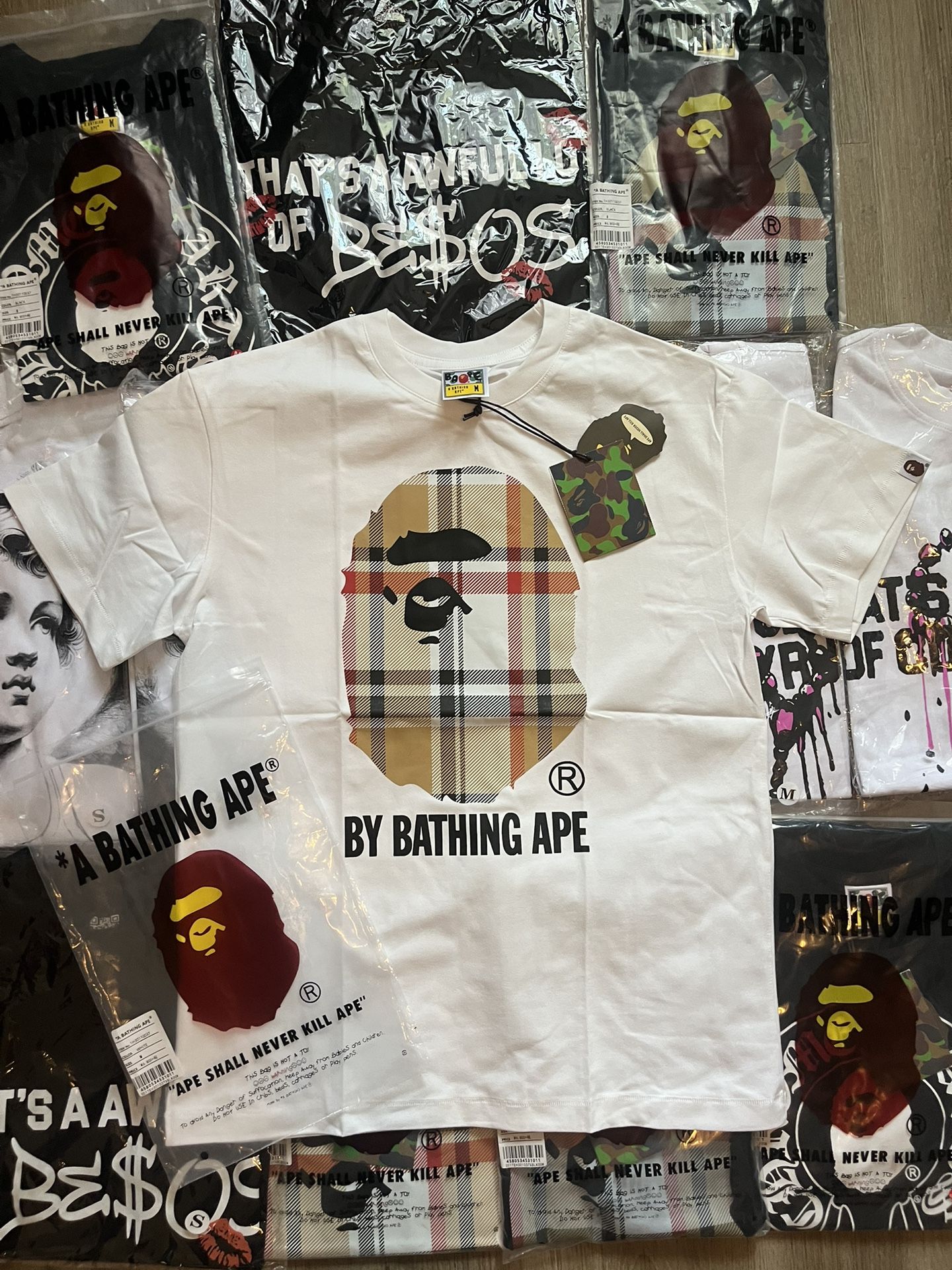 white burberry bape tee shirt medium