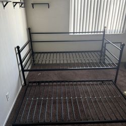 Trundle Bed - Black Metal Frame