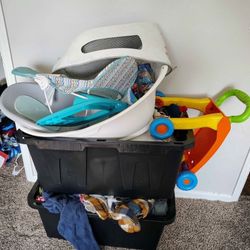 Cajas De Ropa Para Mujer Y Niños 