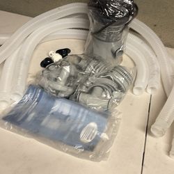 Swimming pool water pump