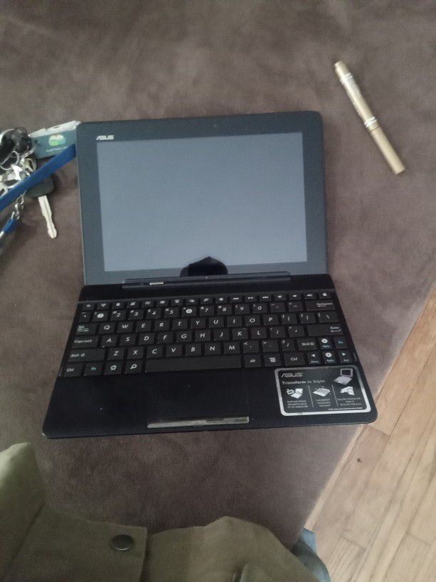 Mini Asus laptop 