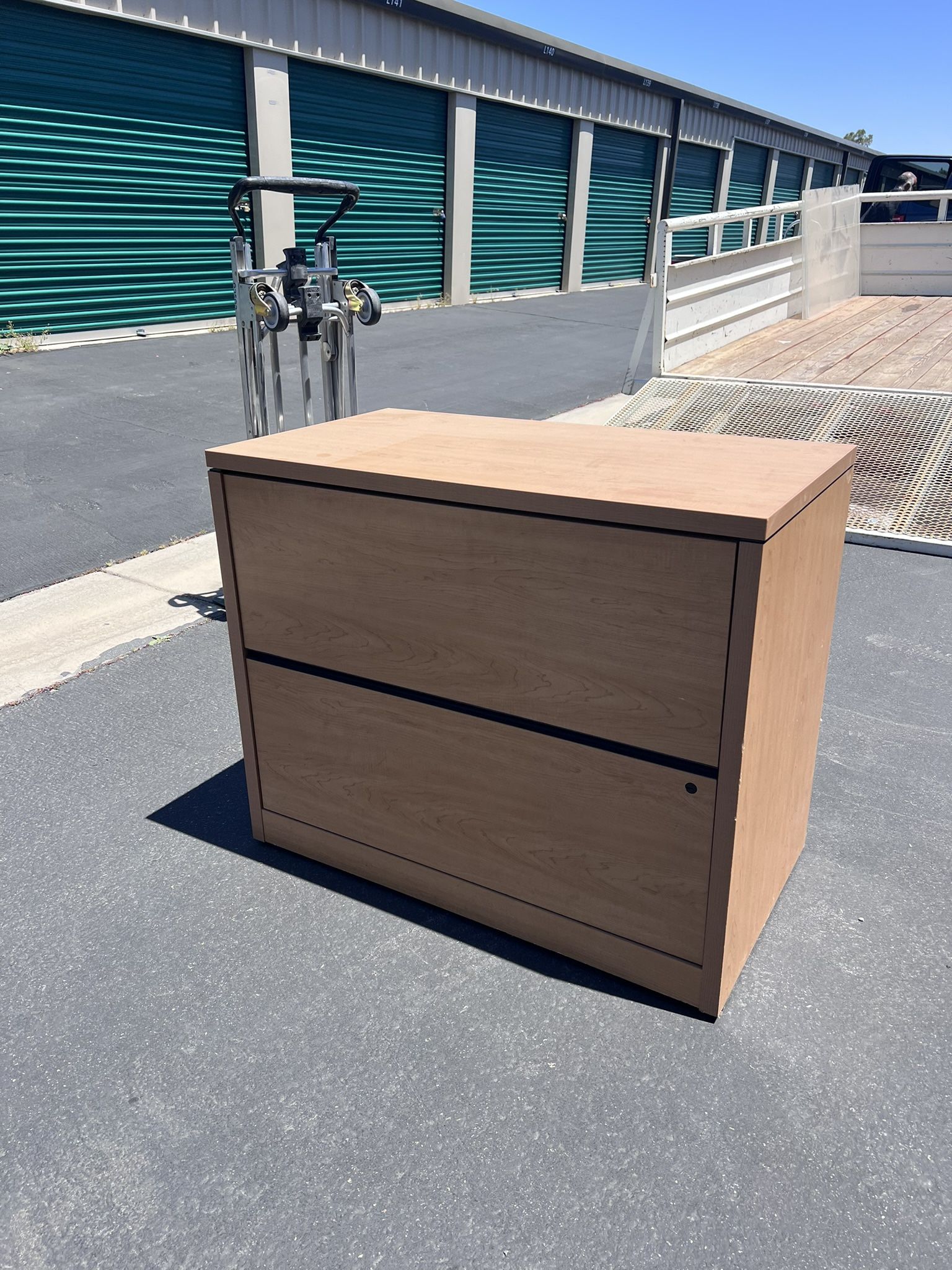 2-Drawer Lateral Filing Cabinet!