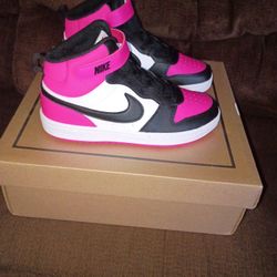 Nike Size 3 Youth