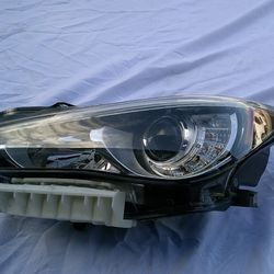 2018-2023 Infiniti Q50 OEM Headlights 