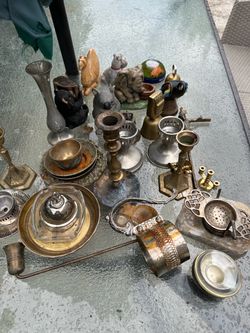 Mixed Lot of Vintage Brass and Metal Collectibles