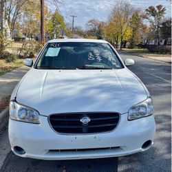 2000 Nissan Maxima