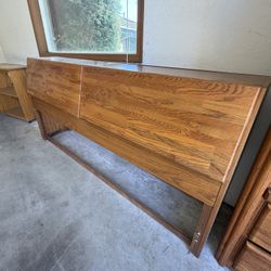 Vintage Broyhill Hill, Solid Oak King Or Queen Headboard Excellent Condition With Storage