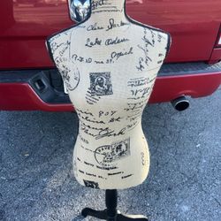 Female mannequin torso-Fashion Display