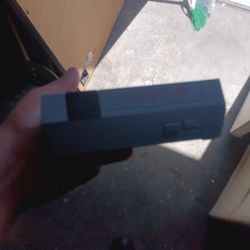 Old Nintendo Games System 