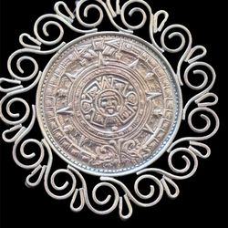 925 Sterling Silver Vintage  MEXICO TAXCO Aztec Calendar Pendant 22.25g Brooch