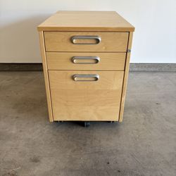 Filing Cabinet 