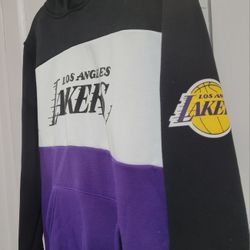 Lakers  Boys Hoodie /Jogger Set ( Large  14/16 ) 
