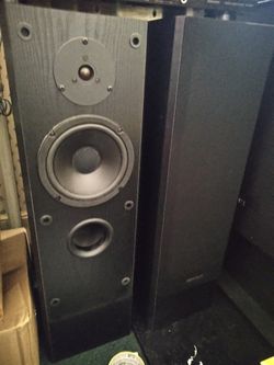 Optimus STS 600 Mini Tower Speakers 