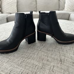 Black Chunk Heel Ankle Bootie