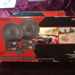 Set Of Kicker Speakers 