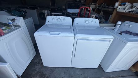 GE washer and gas dryer
