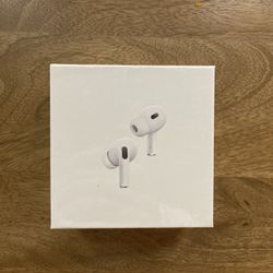 Apple AirPods Pro (2nd Gen) Wireless In-Ear White w/ MagSafe Charging Case USB-C