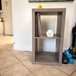 Cube cabinet