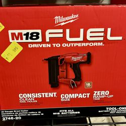 Milwaukee M18 Fuel Brad Nailer