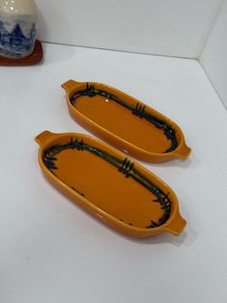 Vintage Mid Century Modern set of 2 small tray for serving