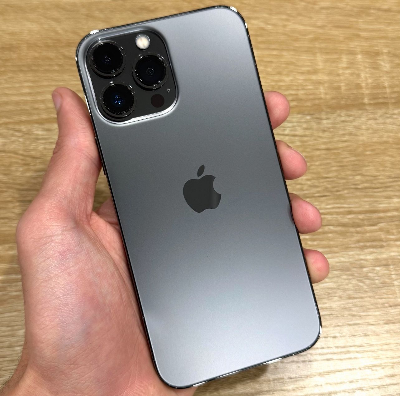 iPhone 13 Pro Unlocked - 256GB - Graphite - 12-Month Warranty - No Credit Needed - 20% Down!