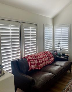 Shutters- Custom, Wood, Window Treatments, Window Coverings, Plantation, Shutter Blinds, Interior, Persianas De Madera, FREE ESTIMATES (PHONE/IN-HOME)